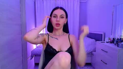 Julia online show from February 22, 4:08 pm