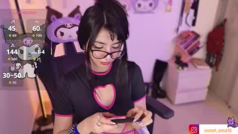 purple_ema online show from February 4, 6:22 pm