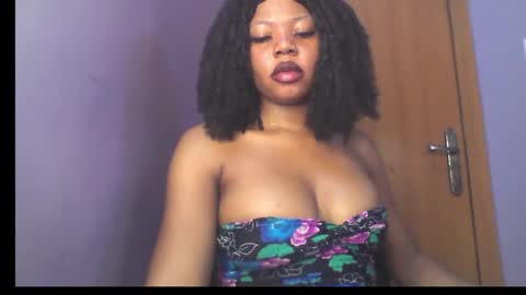 stella online show from March 3, 3:18 pm