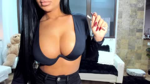 Andreea online show from February 6, 8:13 pm