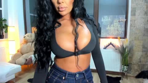 Andreea online show from December 12, 9:58 pm