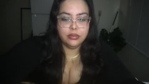 Prettypink Tinyhole online show from January 18, 7:07 am