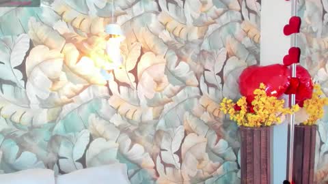 qadeshh  online show from November 21, 8:38 am