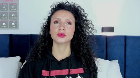 qadeshh  online show from December 8, 12:18 am