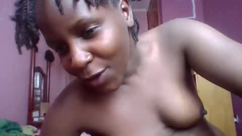 queen014 online show from November 18, 8:15 am