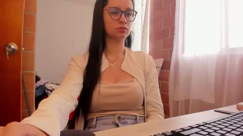 queen_andromeda online show from January 15, 1:28 pm