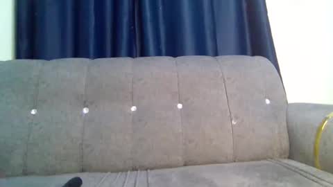 queen_doli online show from March 25, 5:05 pm