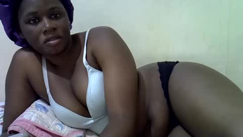 queen_leilla online show from May 1, 1:31 am