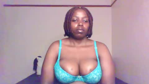 QUEEN online show from January 15, 1:56 am