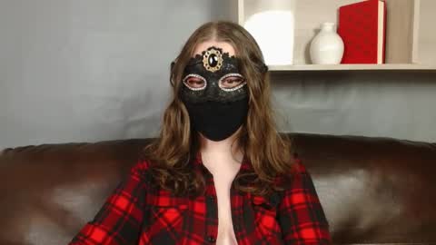 Nora online show from June 9, 1:38 am