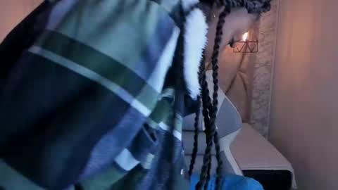   online show from February 27, 12:02 pm