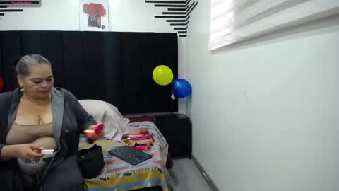 VickyBoobss online show from October 26, 12:33 pm