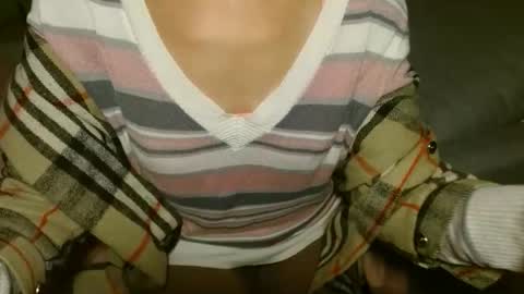 queenoftenderness online show from October 21, 10:03 pm