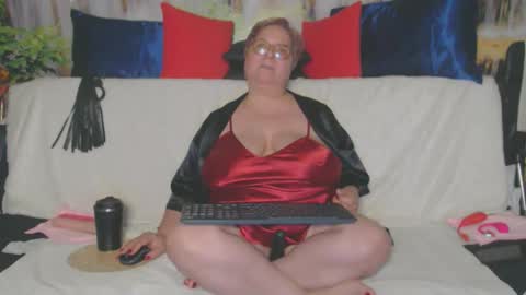 QueenPammy online show from January 31, 7:11 pm