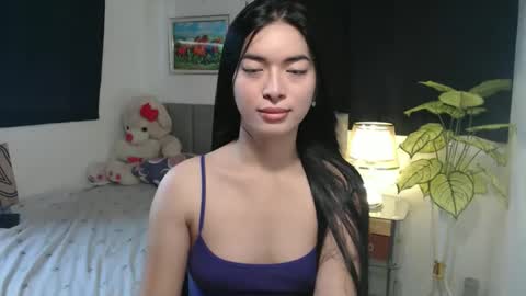 QueenPinay69 online show from October 4, 1:33 am