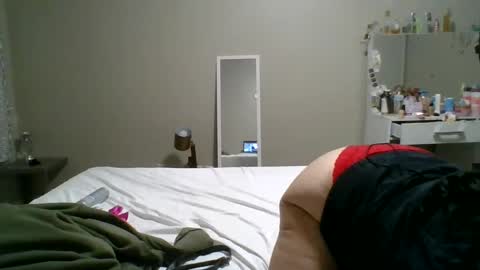 Queen online show from December 6, 7:32 am