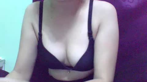 lyka mae online show from December 26, 1:18 am