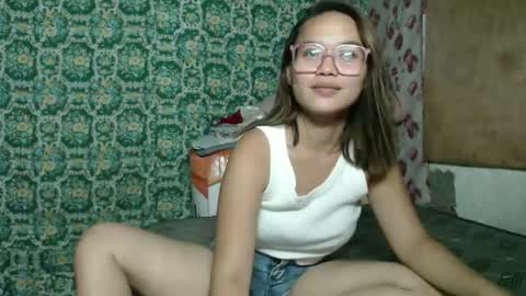 Quinne online show from April 21, 11:28 am