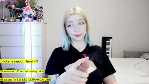 - online show from April 8, 11:29 pm