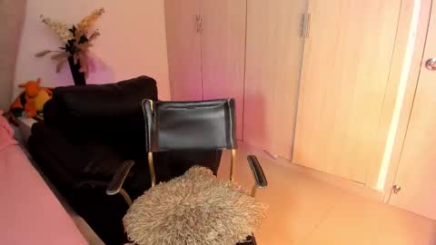 natalia  -  online show from November 4, 1:10 am