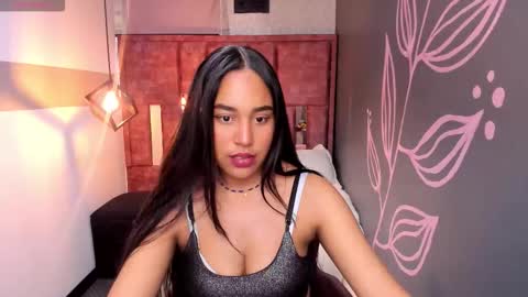 Rachel Jonees online show from October 29, 12:42 pm