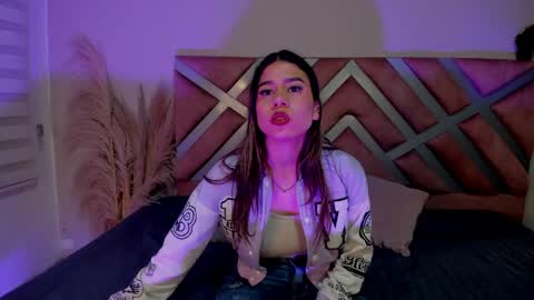 Rachell online show from April 2, 4:10 am