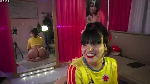 rachellk online show from July 8, 6:04 am