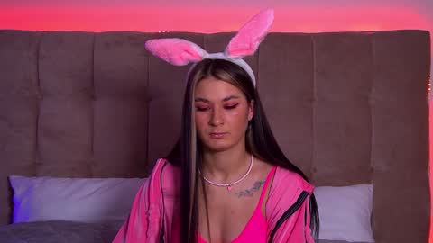 RachellSimpson online show from February 6, 7:18 pm