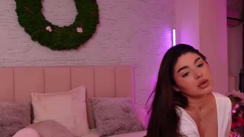 RachelSwaan online show from November 28, 7:22 am