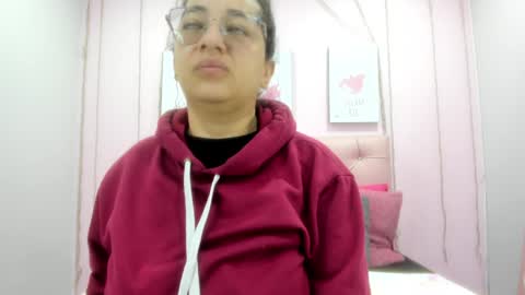 radiant_sapphire online show from February 2, 2:48 am
