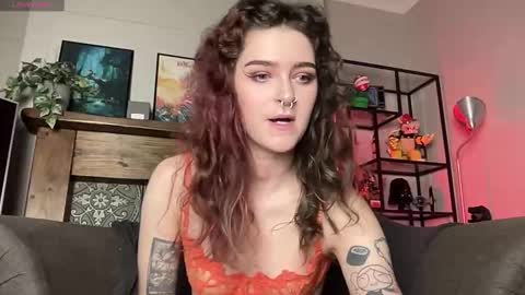 Rae online show from October 5, 6:02 pm