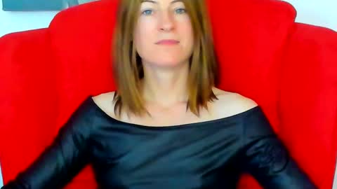 raemonnay online show from March 7, 2:01 pm