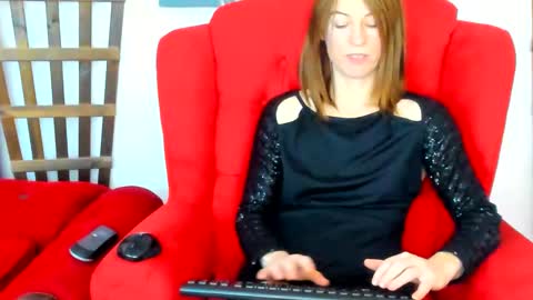 raemonnay online show from February 24, 2:36 pm