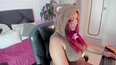 raichell_sweet_curvy online show from May 25, 1:54 pm