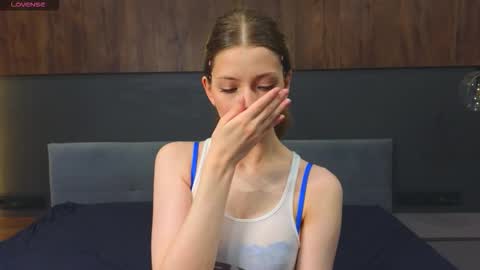 Lisa online show from November 2, 10:24 pm