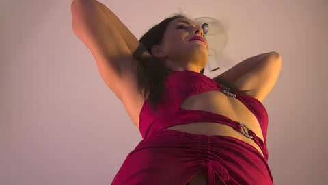 RaisaVawn online show from September 18, 6:34 am