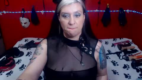 Sonia online show from November 19, 2:00 am