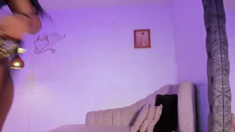 Raquel online show from January 9, 9:30 pm