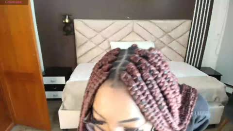 Raquel online show from January 21, 11:35 am