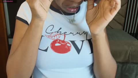 Raquel online show from March 5, 11:49 am