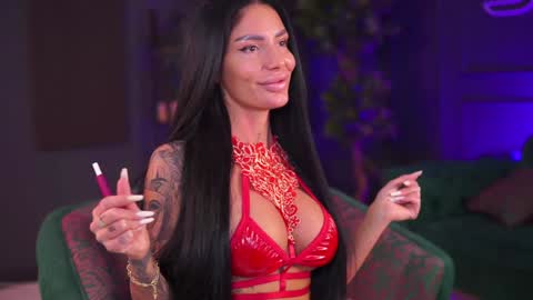 Raquelle online show from December 23, 6:58 pm