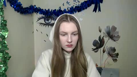 raspberry0101 online show from January 3, 7:49 am