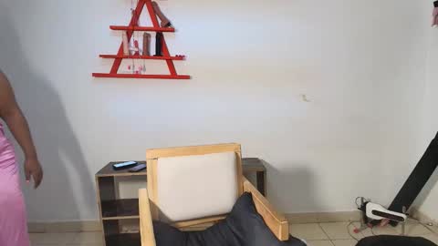 raven_lizzy online show from June 3, 6:46 pm