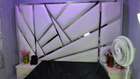 Raven Celeste online show from September 17, 2:53 am