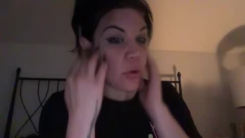 Raven Ray online show from April 15, 10:27 am