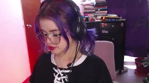 raventh_ online show from September 12, 3:52 pm