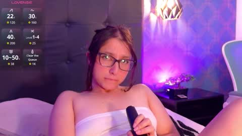 Lilia online show from March 7, 10:39 pm