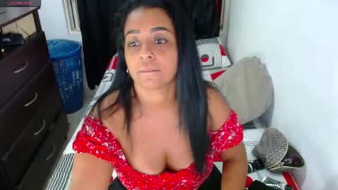 raysajoness online show from February 11, 9:56 pm