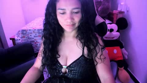 Danna online show from March 4, 2:34 pm