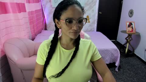 Danna online show from January 3, 9:36 pm